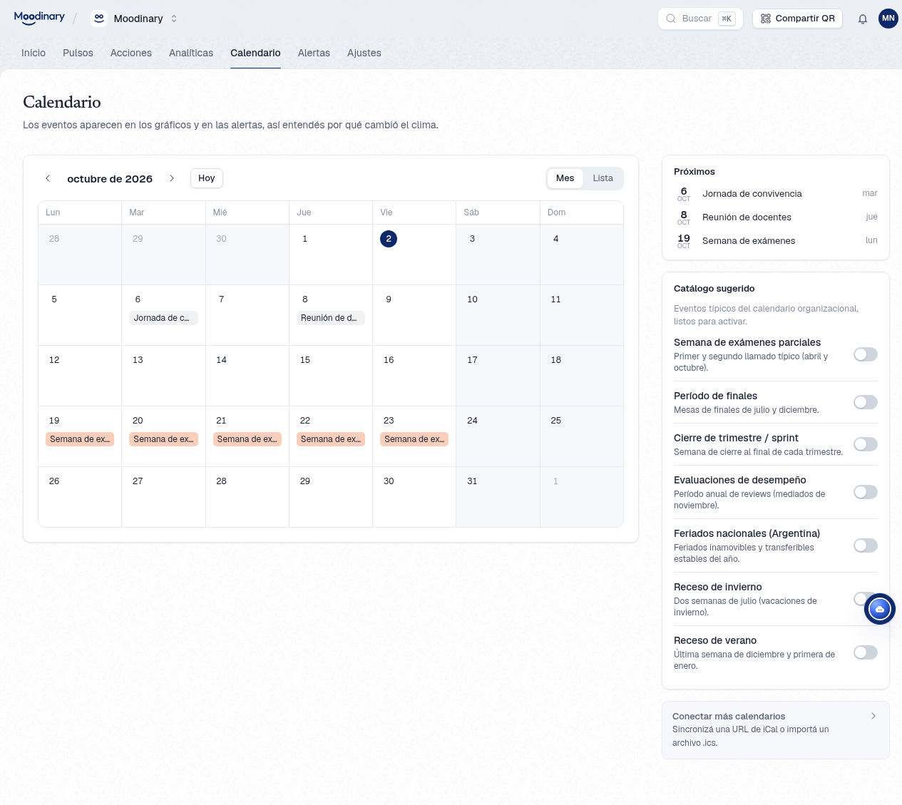 Calendario: vista de mes con eventos y la columna Próximos con los eventos de los próximos 60 días
